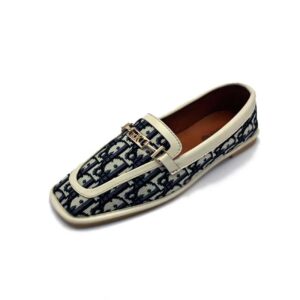 کفش کالج دیور